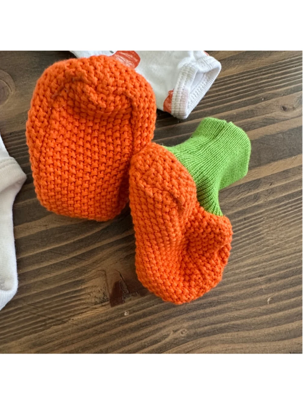 Carter's Newborn Pumpkin Bodysuit Booties Set Halloween Baby 0M